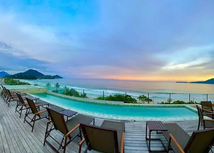 Maravilhoso Apto Bambu Frente Mar,107